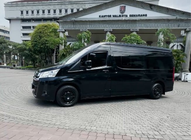 sewa mobil semarang