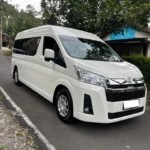 Fasilitas Hiace Premio 14 Seat Dyan Transport
