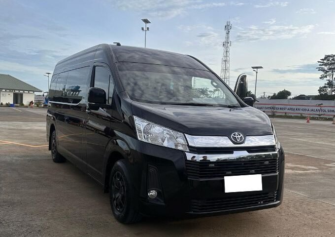Sewa Mobil Semarang Dyan Transport