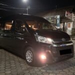 SEWA MOBIL SALATIGA HIACE PREMIO 9 SEAT