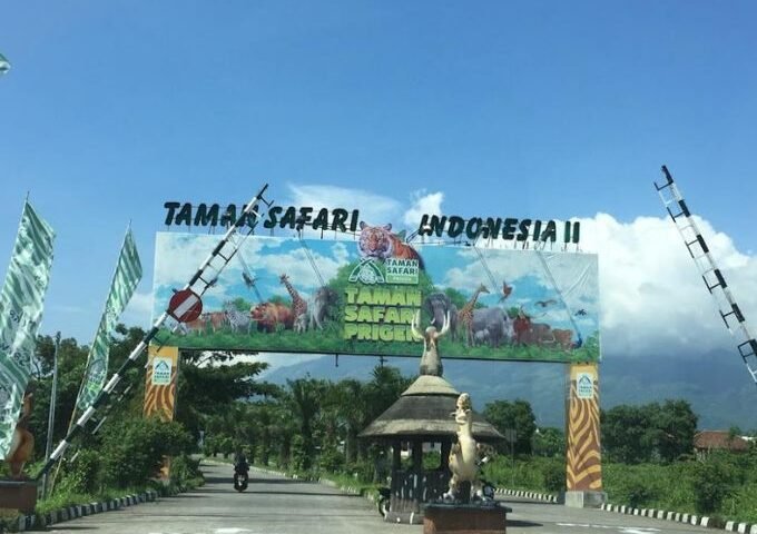 SEWA MOBIL SEMARANG DYAN TRANSPORT