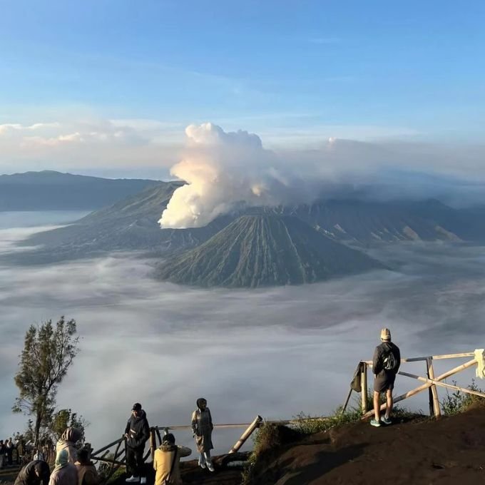 SEWA MOBIL SEMARANG KE BROMO TENGGER SEMERU