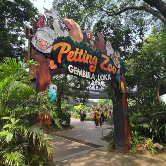 SEWA MOBIL SEMARANG KE GEMBIRA LOKA ZOO