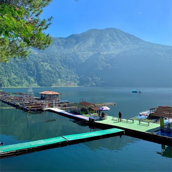 SEWA MOBIL SEMARANG BERWISATA KE TELAGA MENJER