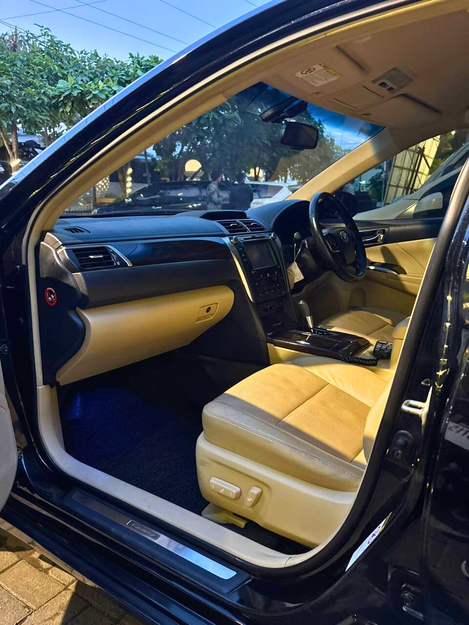 kursi penumpang samping pengemudi