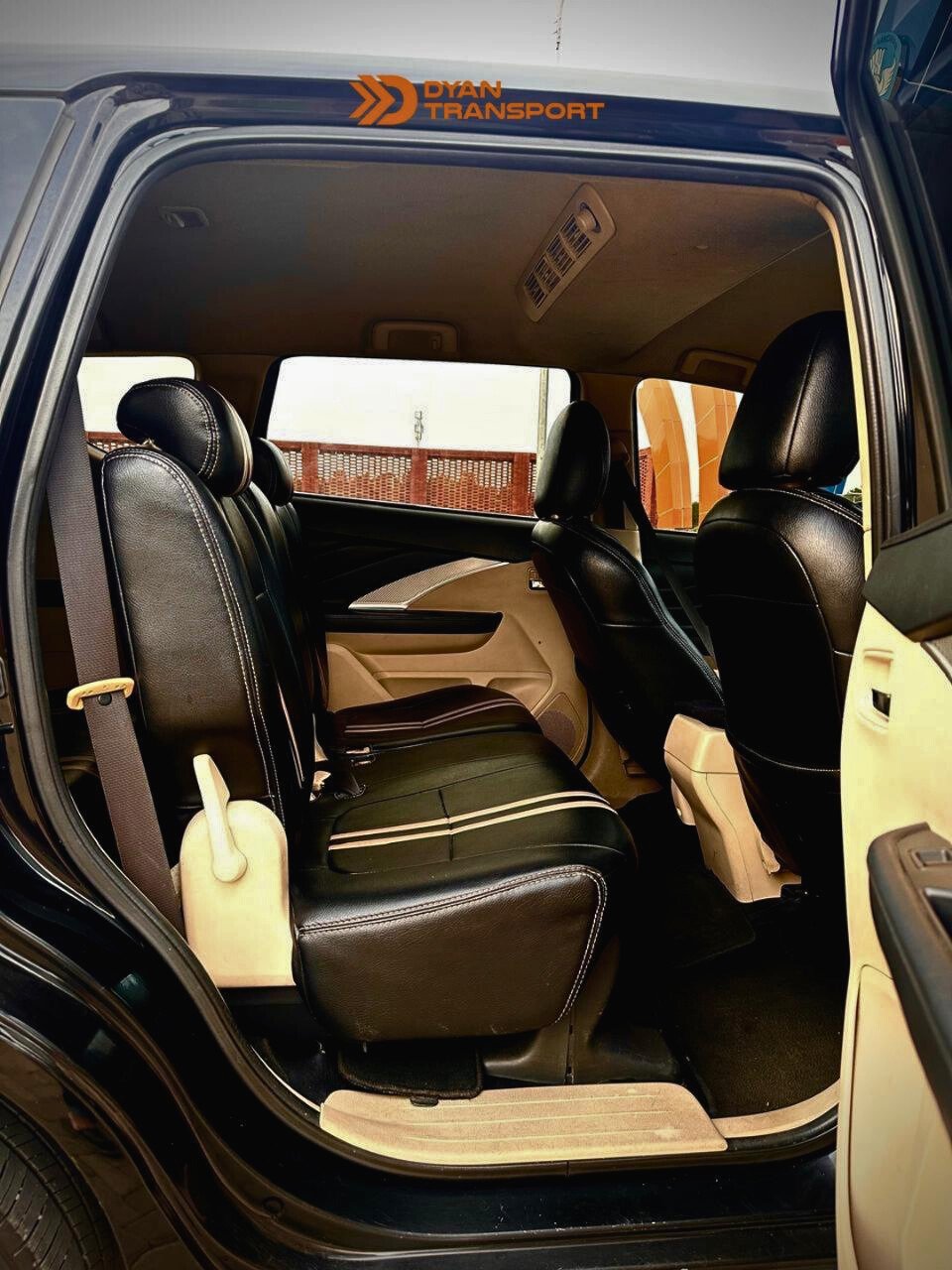 interior Xpander penumpang tengah