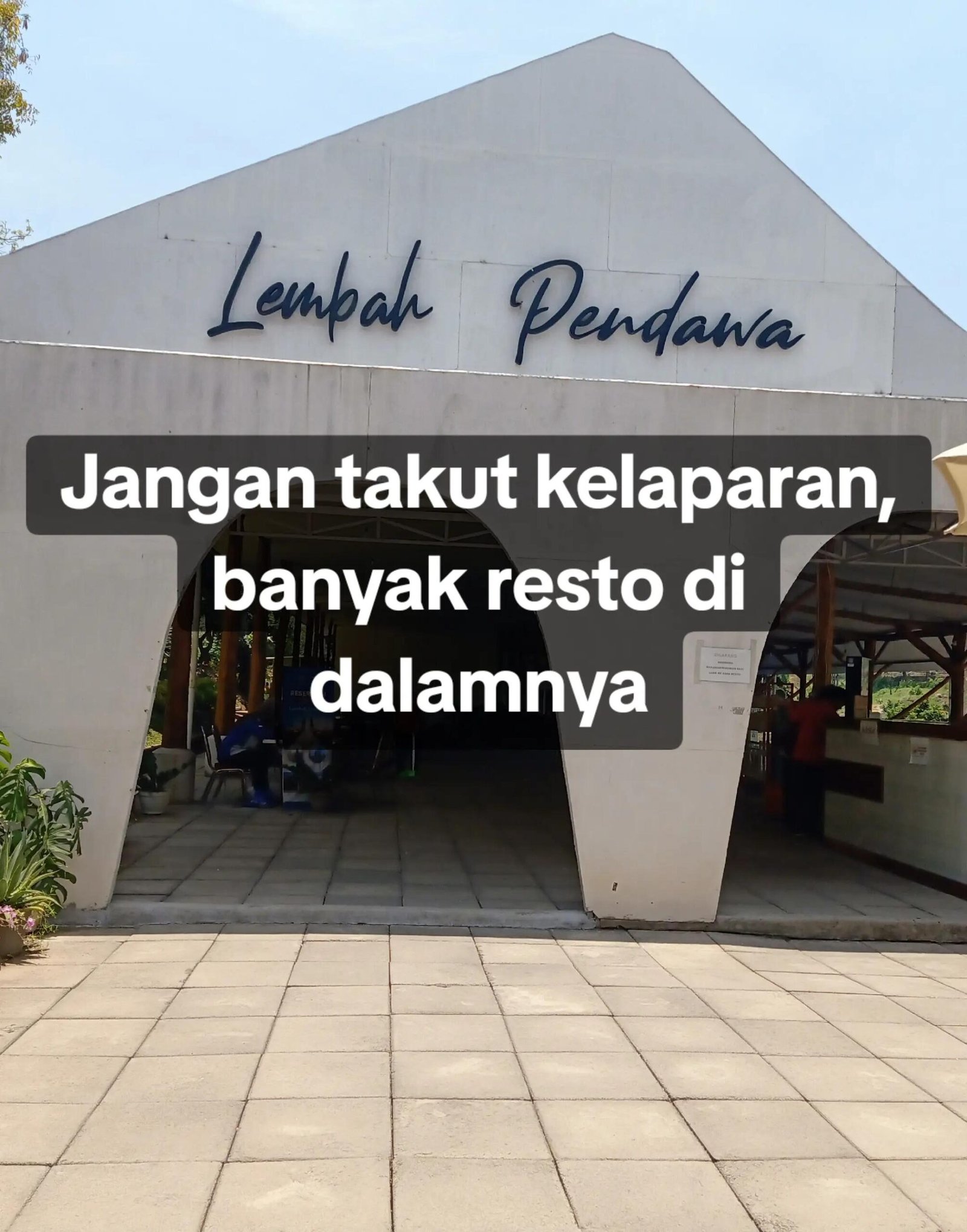 Sewa Mobil Semarang Tour Wisata Lembah Pandawa terdaopat Resto yang Menarik untuk di kunjungi