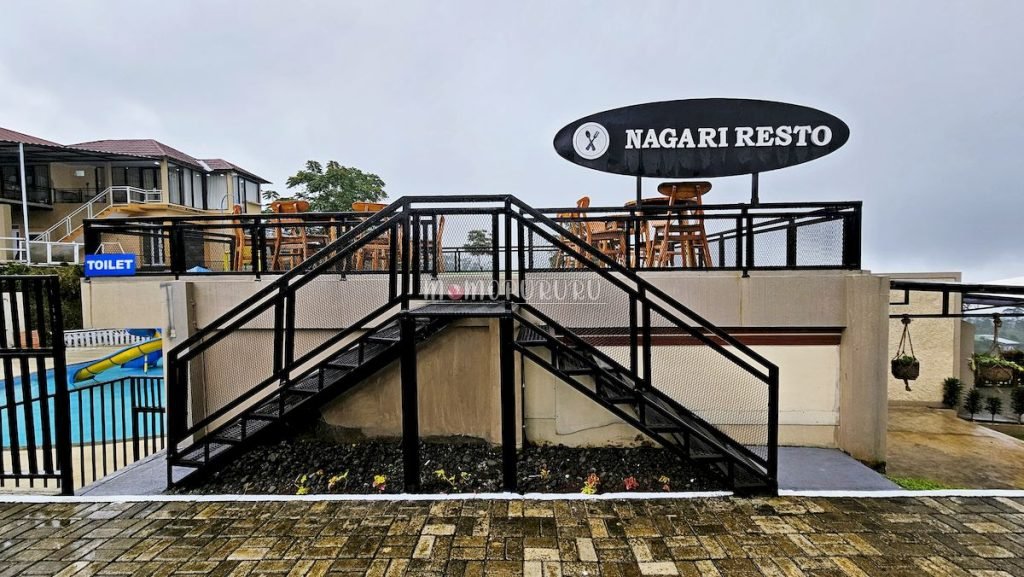 Khayangan Skyline: Tidak perlu khawatir mengenai makanan karena terdapat Resto yang memanjakan anda