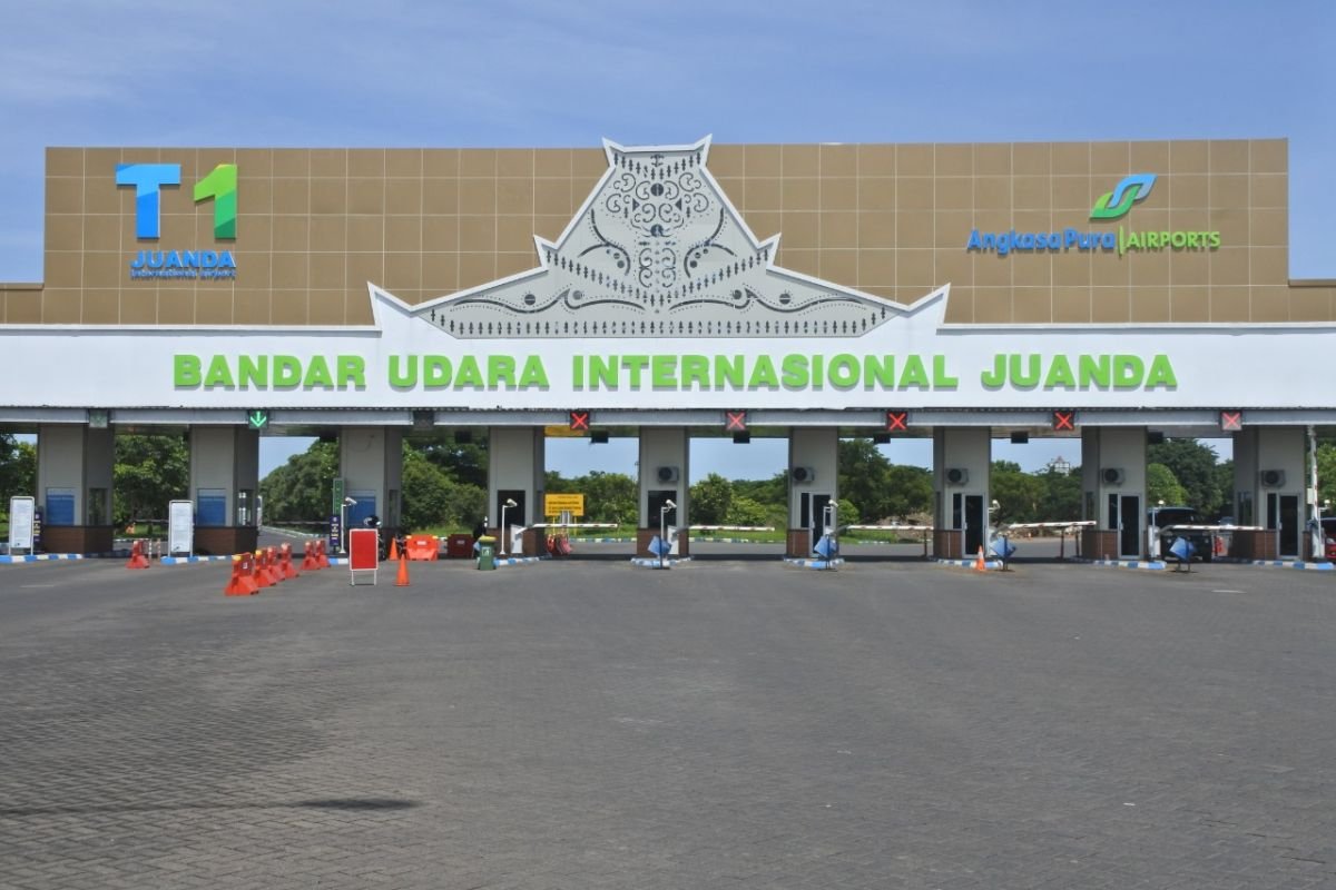 Nama Juanda diambil dari tokoh nasional Indonesia, yaitu Ir. Djuanda Kartawidjaja, seorang Perdana Menteri Indonesia yang memiliki jasa besar bagi bangsa.