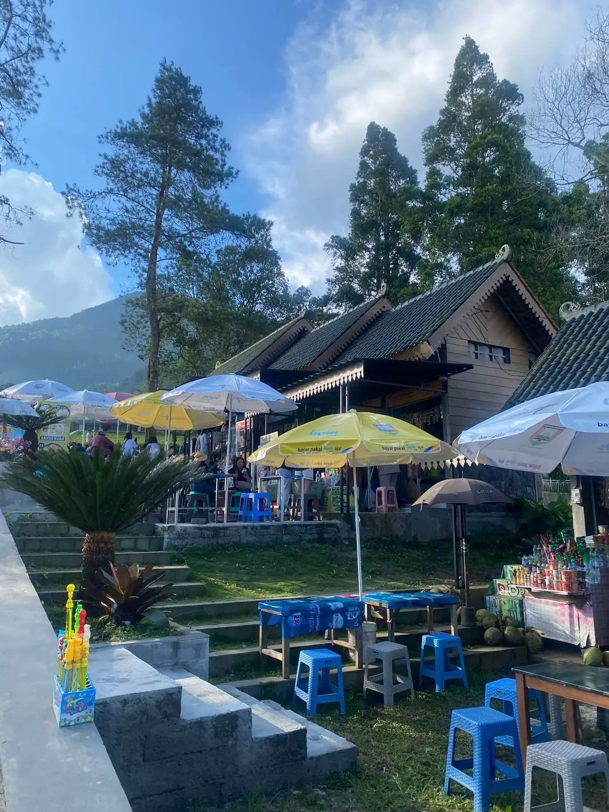 Tempat Makan yang tersedia di Candi Gedung Songo
