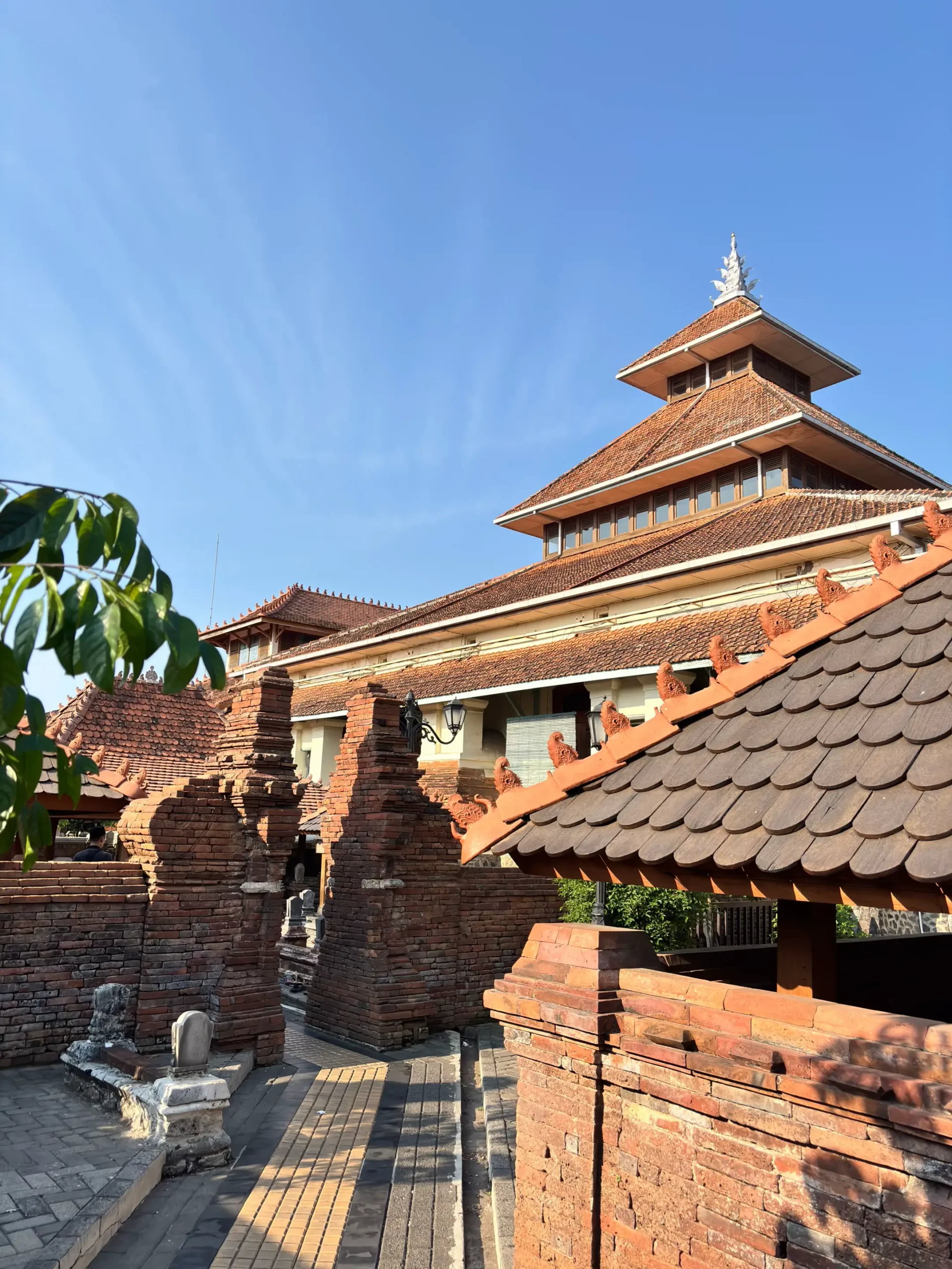 Sewa Mobil Semarang