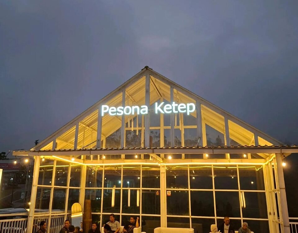 Sewa Hiace Semarang