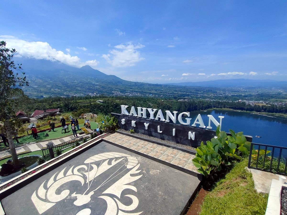 Rental Mobil Semarang