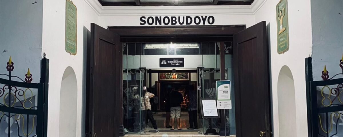 Rental Mobil Semarang