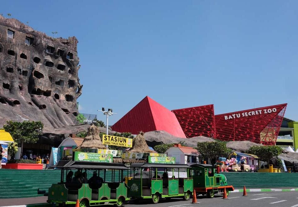 Sewa Mobil Semarang